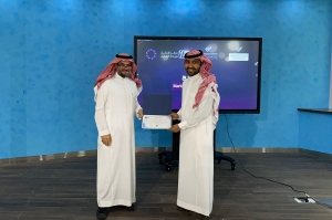 عبدالله بن علي يشارك في تقييم مشاريع طلاب التسويق بجامعة الإمام عبدالرحمن بن فيصل